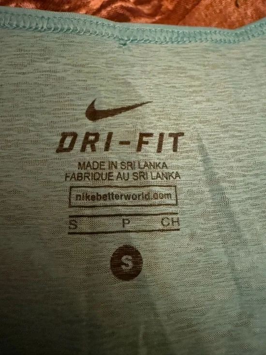 Nike Women's Teal Scoop Neck Athletic Tank - Picture 3 of 3